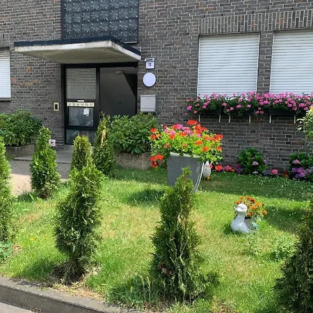 Home24 Apartman *